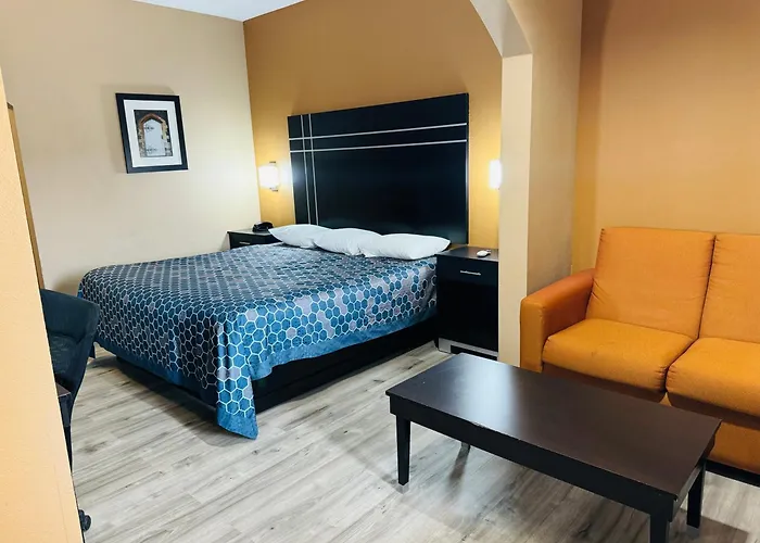 Executive Inn & Suites