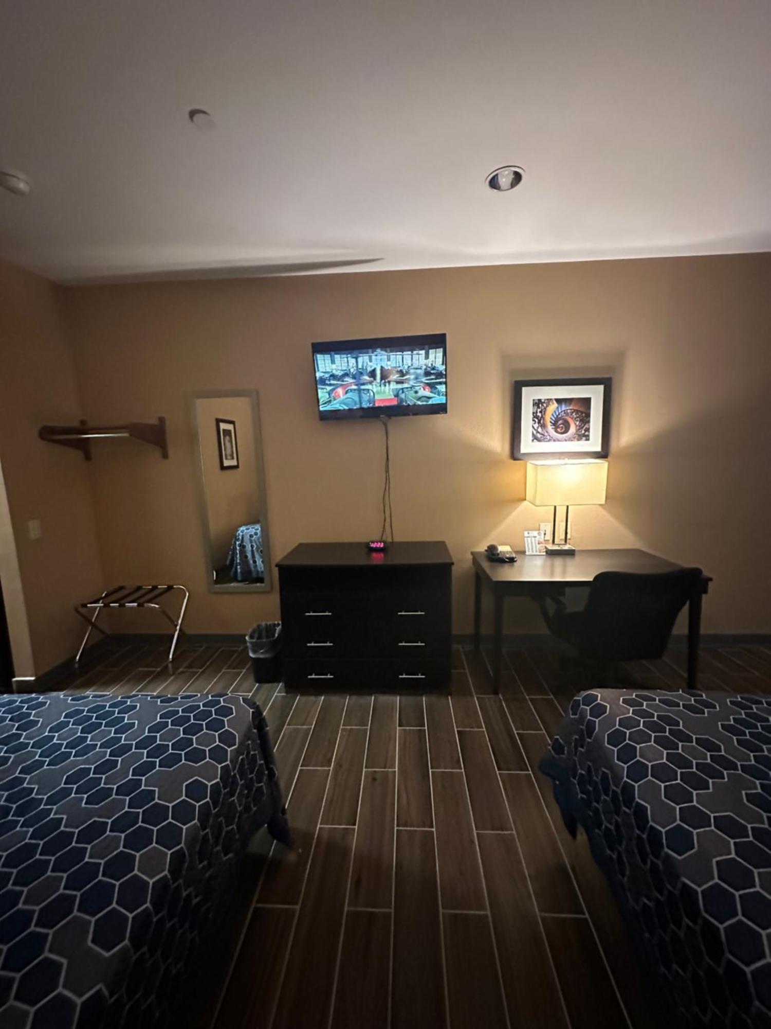 Executive & Motel 2*