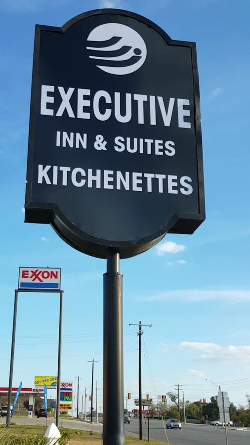 Motel Executive &